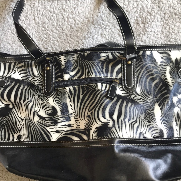 Zebra purse - Picture 2 of 3